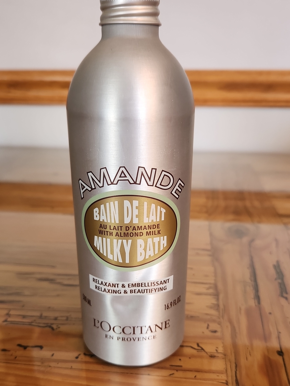 L'Occitane Beautifying Almond Milky Bath with Almond Milk 500 ml New Yummy!